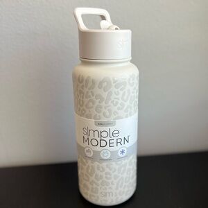 Simple Modern bottle brand new